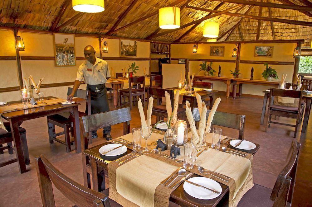 Sanctuary Gorilla Forest Camp Hotel Ntungamo  Екстериор снимка
